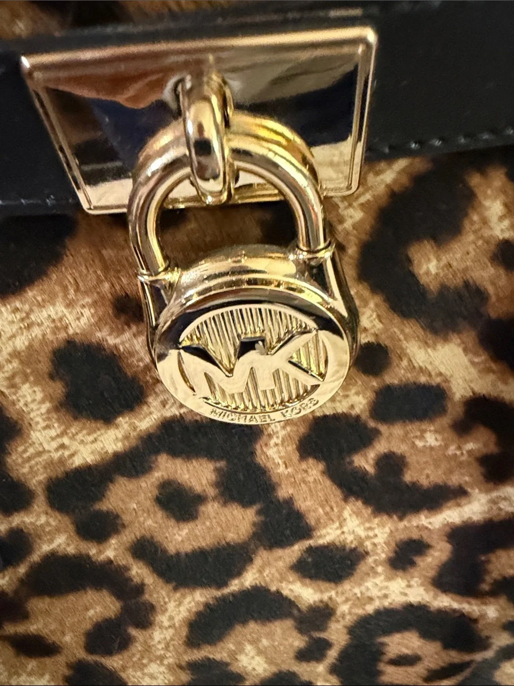Michael Kors stylish leopard